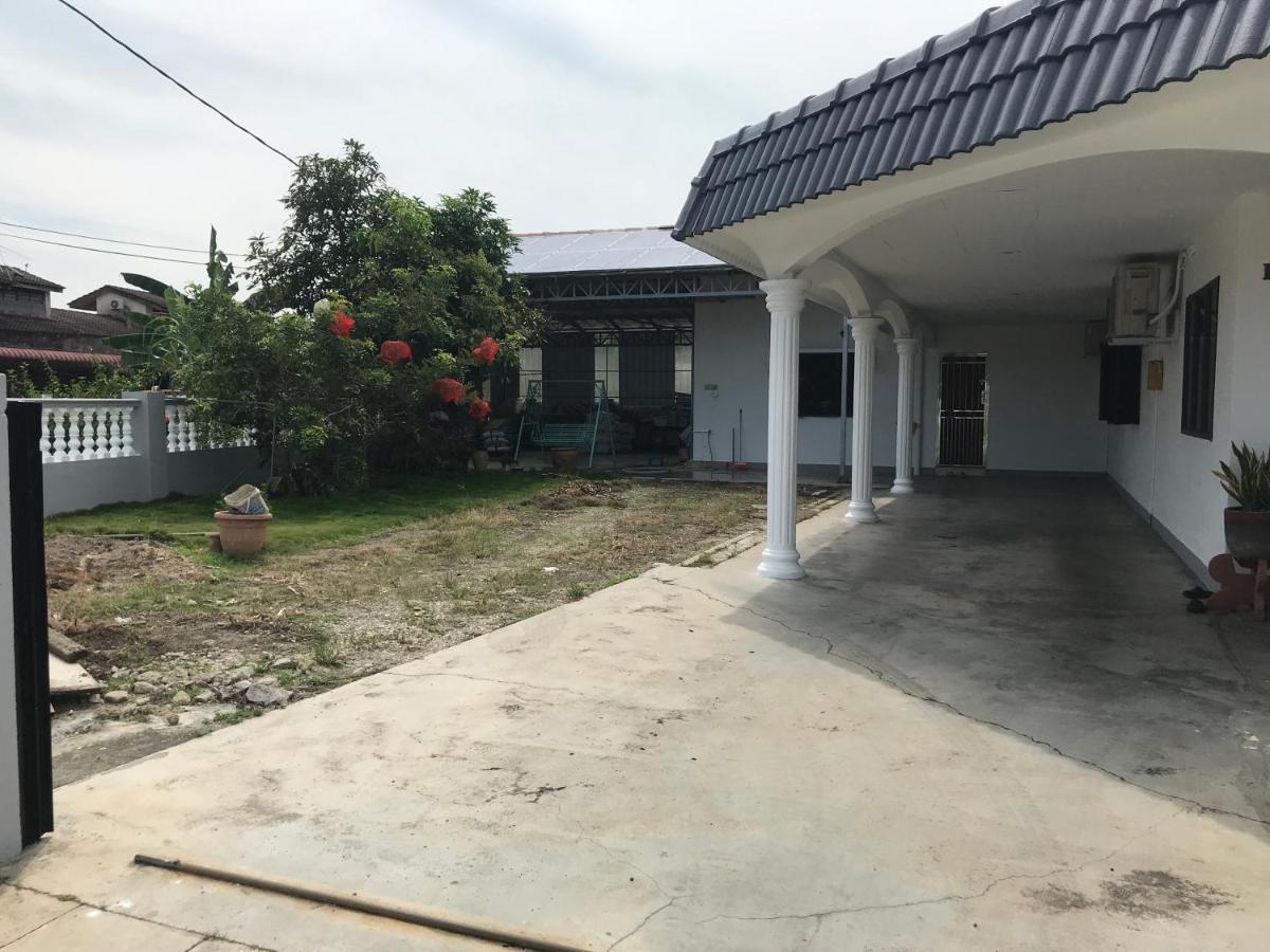 Cozy And Comfortable Homestay In Sungai Siput Zewnętrze zdjęcie