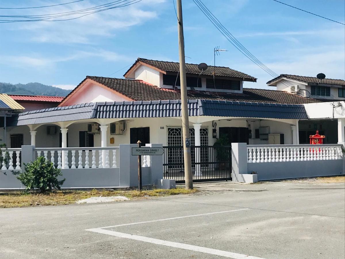 Cozy And Comfortable Homestay In Sungai Siput Zewnętrze zdjęcie